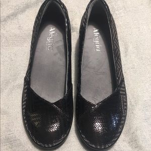 Alegeria New without tags nursing shoes